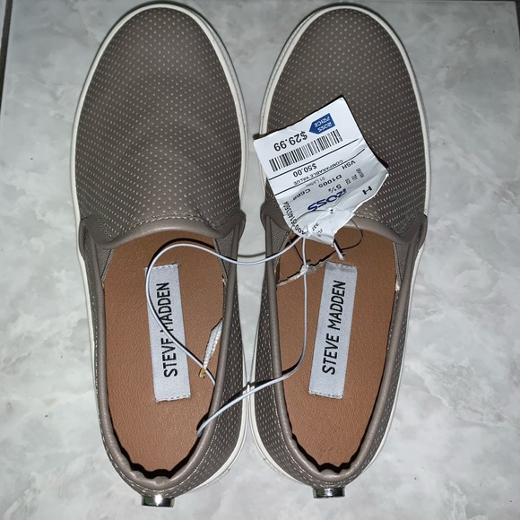 Steve Madden Shoes - Picture 4 of 8